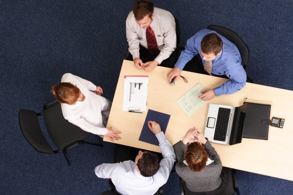 As micro e pequenas empresas continuam a contribuir para o crescimento da economia brasileira. De acordo com levantamento do Sebrae, com base no Cadastro Geral de Empregados e Desempregados (Caged), mais de 747,6 mil pessoas foram contratadas pelas Microempresas (ME) e Empresas de Pequeno Porte (EPP) no primeiro semestre deste ano.